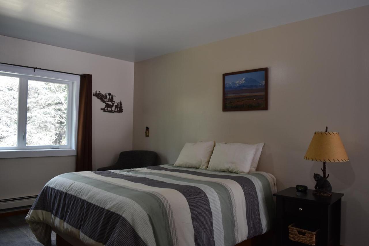 Cantwell Backwoods Lodge מראה חיצוני תמונה