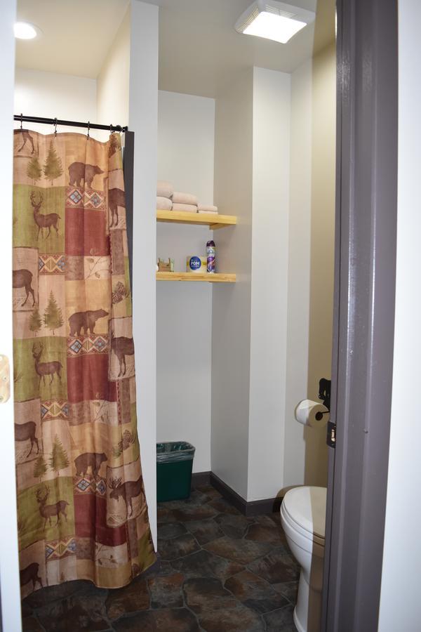 Cantwell Backwoods Lodge מראה חיצוני תמונה